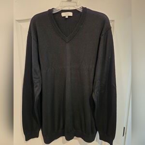 Men's Charcoal Gray V-Neck Extra Fine Merino Wool Sweater